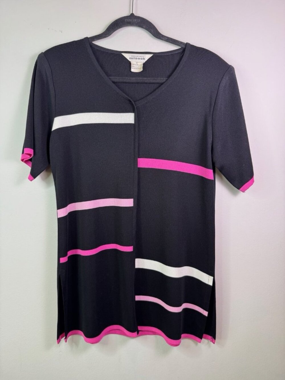 Misook Exclusive Black Pink Striped Women's Knit Sweater Short Sleeve Size M
